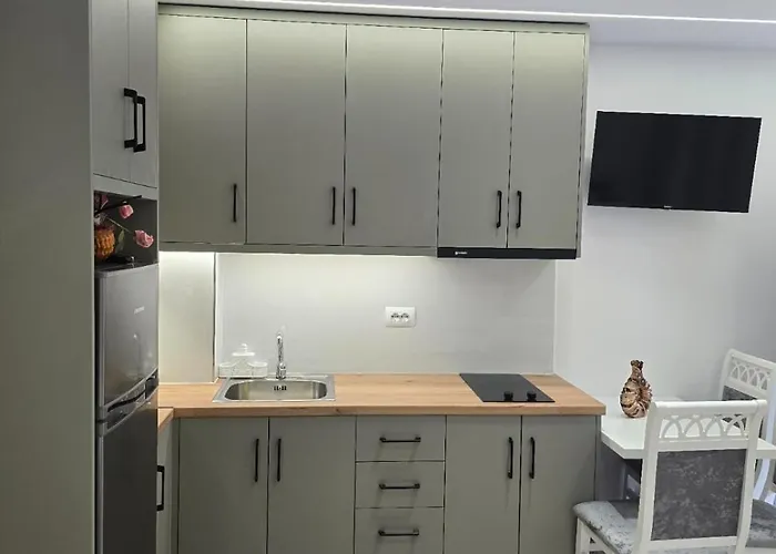 Aila Apartment
