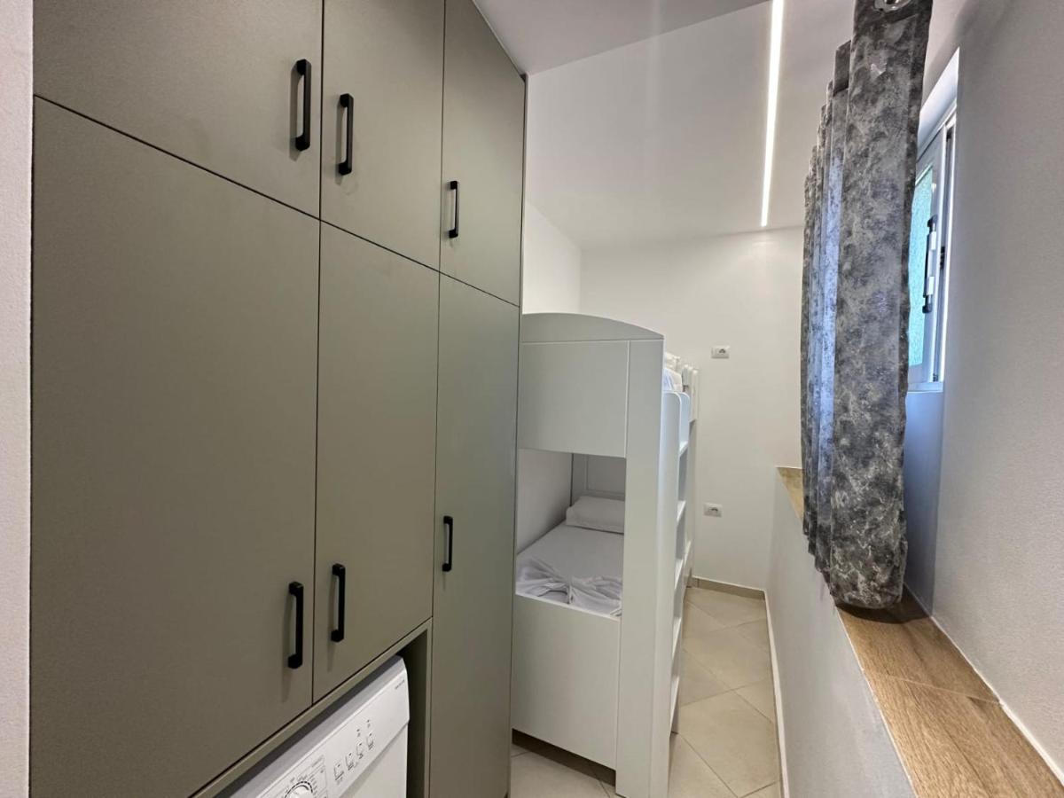 Aila Apartment *